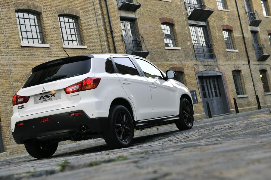  Mitsubishi ASX Black 2011 года  (UK) (фото 57 из 109)